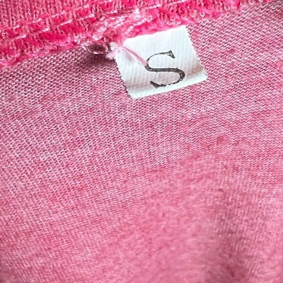 Pink short sleeve button side knit top size small - Picture 4 of 5